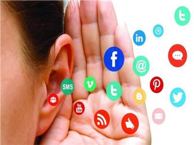 تأثير الشائعات الإلكترونية على الانحراف الفكري لدى الشباب الجامعي