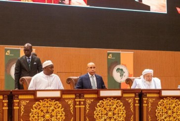 العلامة الشيخ بن بيه: الملتقي الرابع للمؤتمر الإفريقي محطة جديدة على دروب السلم